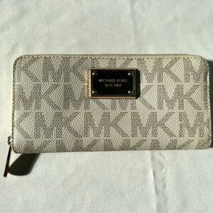 Michael Kors white logo wallet
